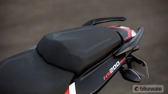 Bajaj Pulsar NS200 Seat