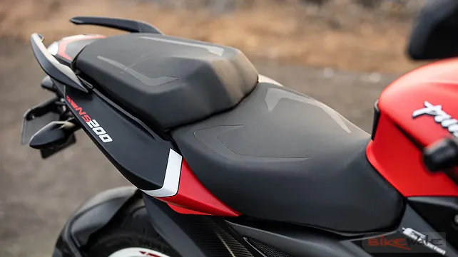 Bajaj Pulsar NS200 Seat