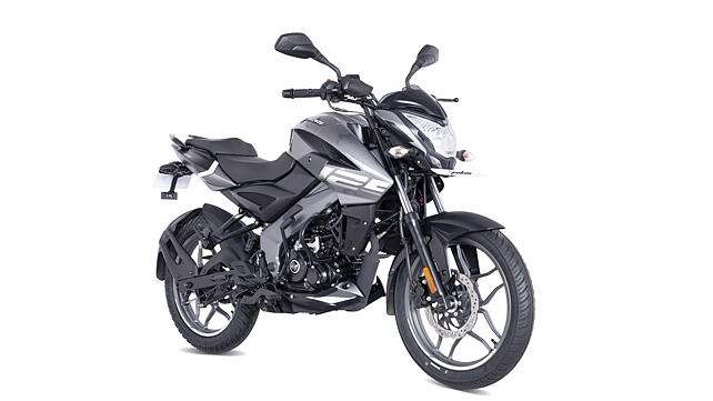 Bajaj Pulsar NS125 Right Side View