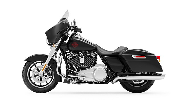 Harley-Davidson Electra Glide Right Side View Image - BikeWale