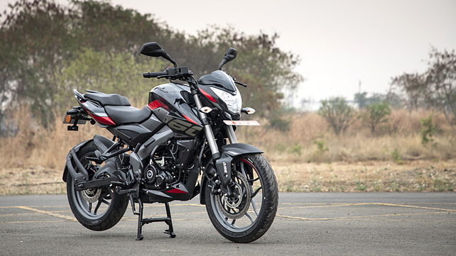 Bajaj Pulsar NS160 Pillion Seat Image - BikeWale