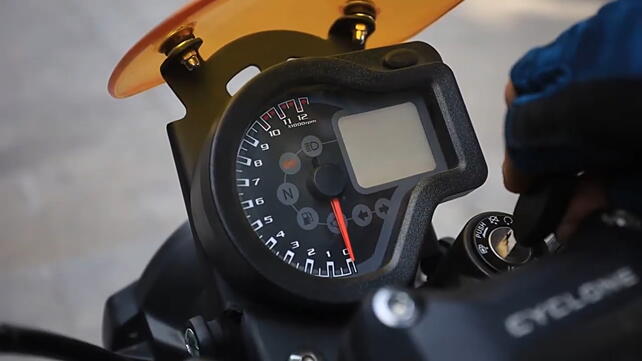 TFT / Instrument Cluster