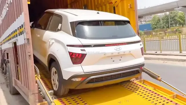 Hyundai Creta E variant with reduced features arrives at dealer yard Hyundai Creta E variant with reduced features arrives at dealer yard