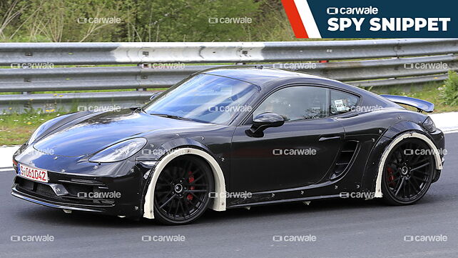 Next-gen Porsche 718 Cayman and Boxster mule spotted 