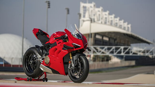 Ducati Panigale V4 BS6 launched in India at Rs 23.50 lakh