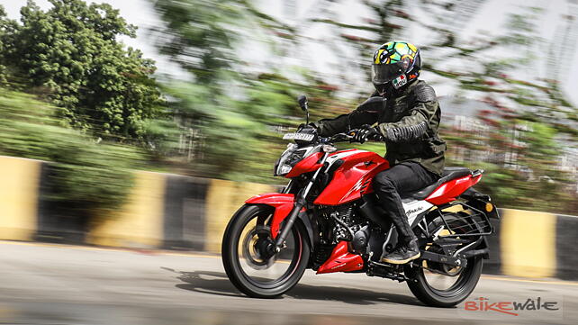 TVS Apache RTR 160 4V Price - Mileage, Images, Colours | BikeWale