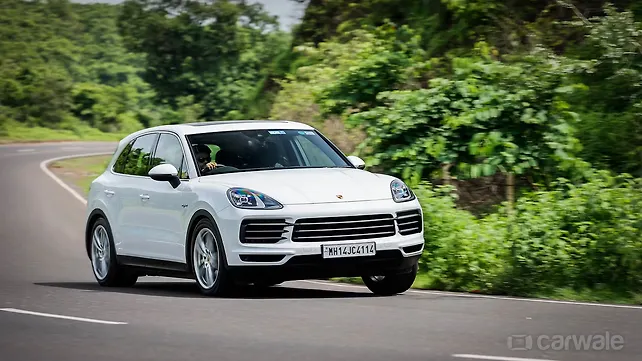 Porsche Cayenne Right Front Three Quarter