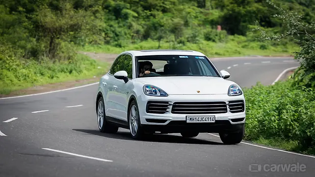 Porsche Cayenne Right Front Three Quarter