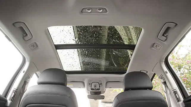 Audi e-tron Sunroof/Moonroof Audi e-tron Sunroof/Moonroof