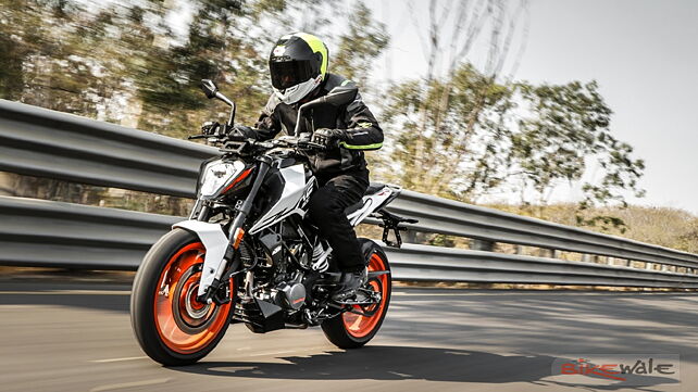 KTM 200 Duke, RC 200 prices increased by up to Rs 2,490 in India 