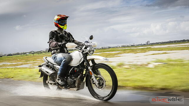 Royal Enfield Himalayan Right Front Three Quarter