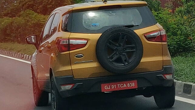 Ford EcoSport facelift spotted with new exterior colour