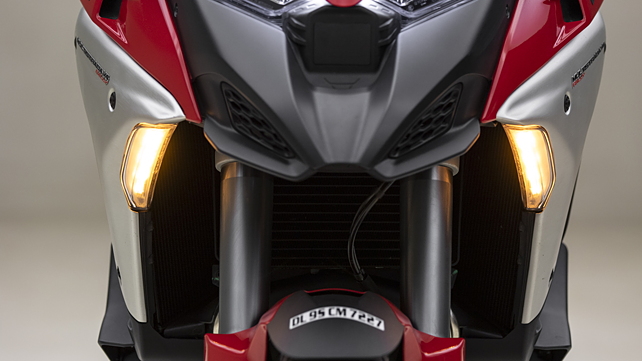 Ducati Multistrada V4 360 view - BikeWale