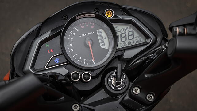 TFT / Instrument Cluster