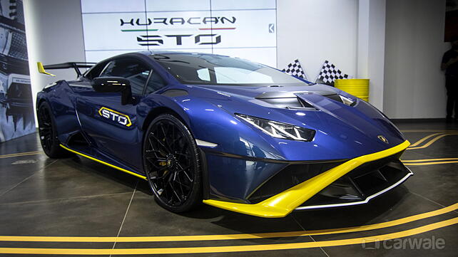 Lamborghini Huracan STO Mumbai launch - Now in Pictures - CarWale