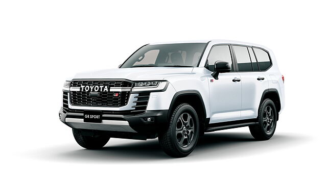 New Toyota Land Cruiser introduced in Japan 