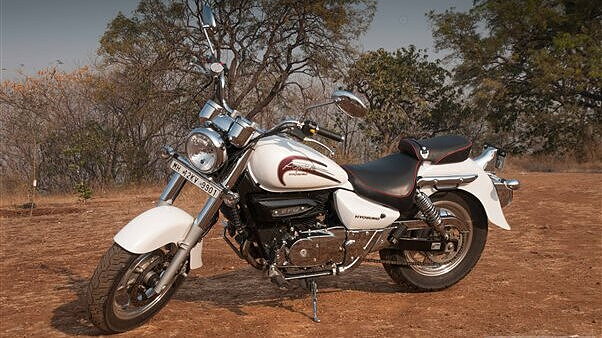 Hyosung gv on sale aquila 250