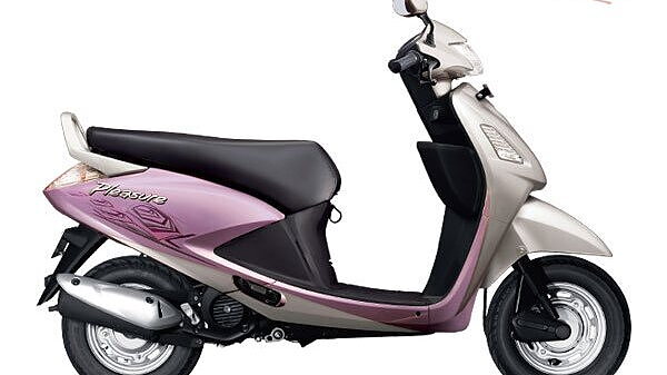 Pleasure scooty hot sale average