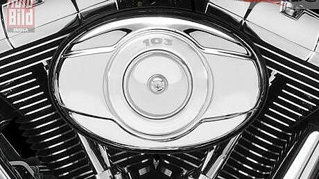 2010 street glide motor