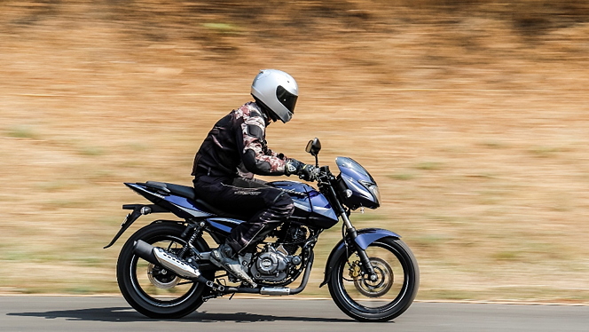 Pulsar ns 180 discount on road price