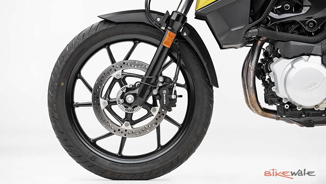BMW F750 GS Front Wheel & Tyre