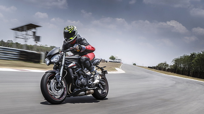 Street triple cheap 2019