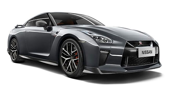 Nissan GT-R Right Front Three Quarter