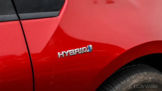 Toyota Prius Right Front Three Quarter