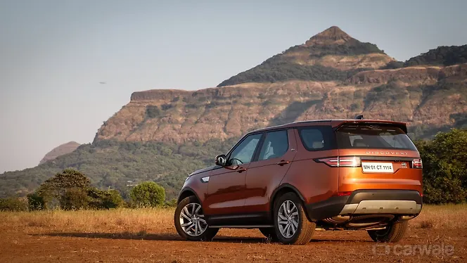 Land Rover Discovery Left Rear Three Quarter