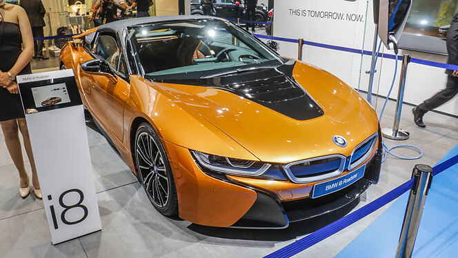 BMW i8 Roadster Exterior