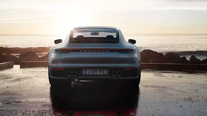 Porsche 911 Price - Images, Colours & Reviews - CarWale