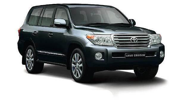 Toyota Land Cruiser 11 15 Lc 0 Vx Price In India Features Specs And Reviews Carwale