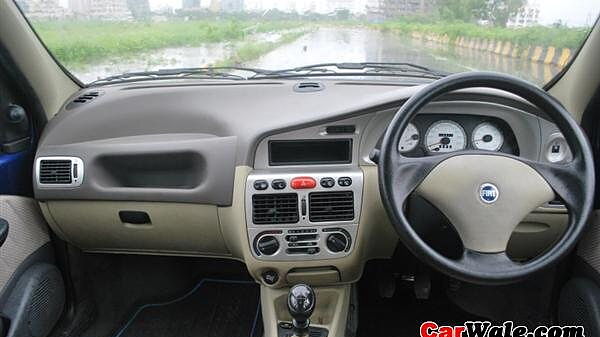Fiat Palio Stile [2007-2011] Dashboard