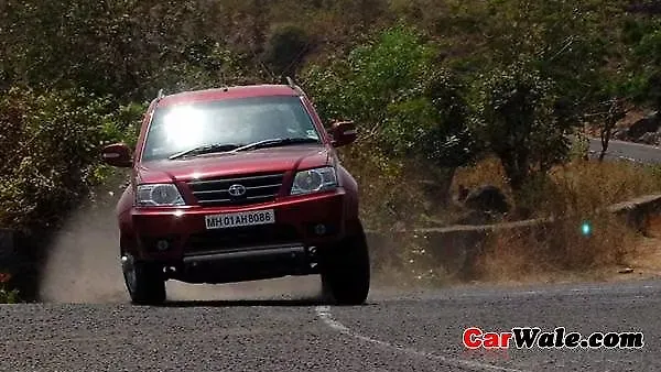 Tata Xenon XT Front View