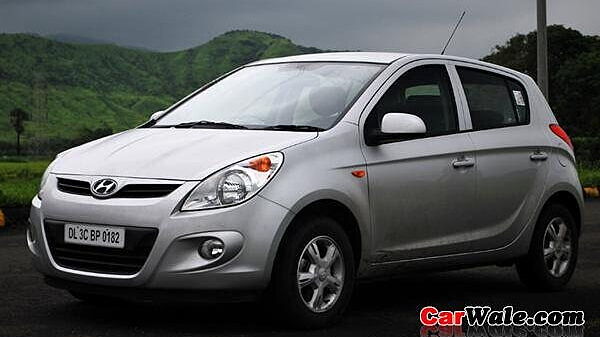 Hyundai i20 [2008-2010] Left Front Three Quarter