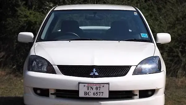 Mitsubishi Cedia [2009-2013] Front View