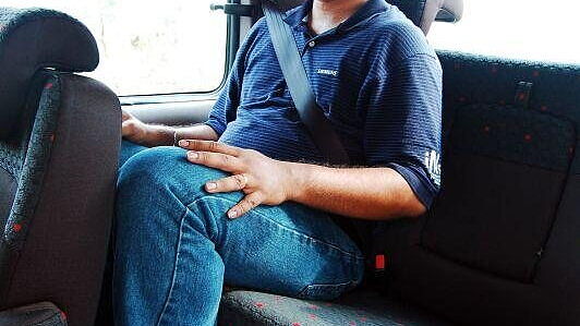 महिंद्रा स्कॉर्पियो [2006-2009] पीछे की सीट की जगह