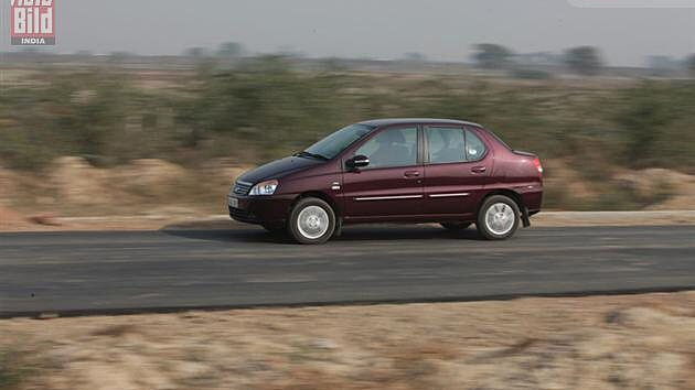 Tata Indigo eCS [2010-2013] Driving