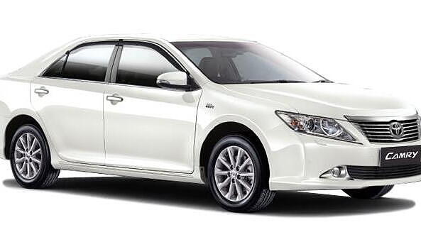 Discontinued Toyota Camry [2012-2015] Price, Images, Colours & Reviews -  CarWale