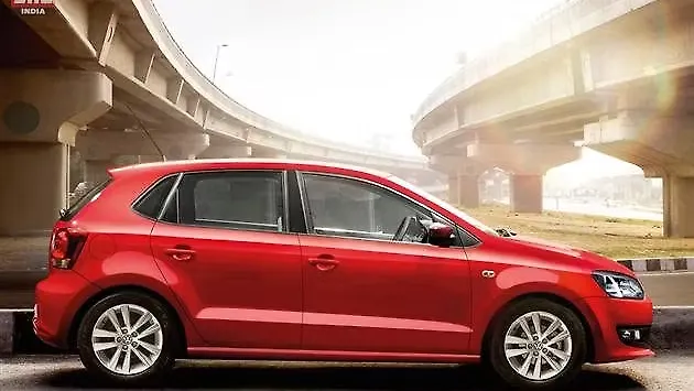Volkswagen Polo 2012 2014 Sr 1 2l P Price In India Features Specs And Reviews Carwale Volkswagen Polo 2012 2014 Sr 1 2l P Price In India Features Specs And Reviews Carwale