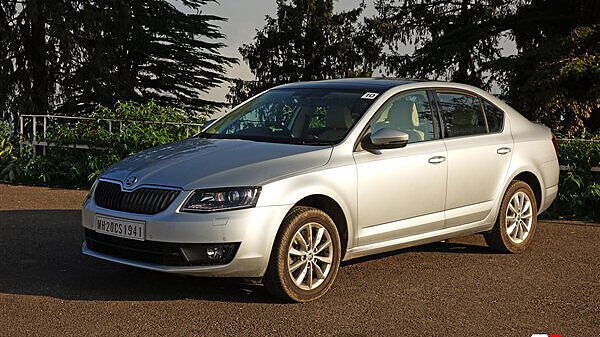 Discontinued Skoda Octavia [2013-2015] Price, Images, Colours & Reviews -  CarWale
