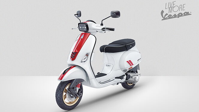 Vespa SXL 125 Right Side View