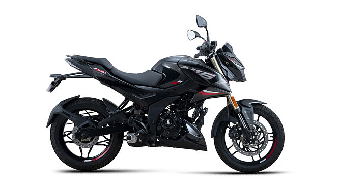 Bajaj Pulsar N160 Right Side View