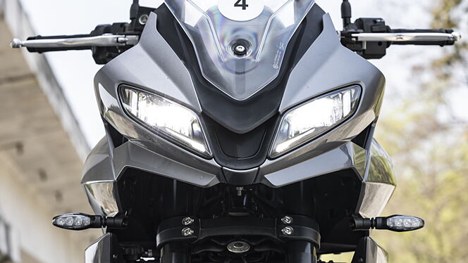 Triumph Tiger Sport 660 Head Light