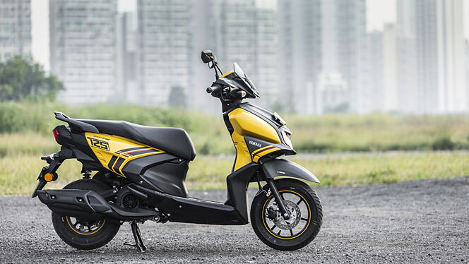 Yamaha Ray ZR 125 Price - Mileage, Images, Colours | BikeWale