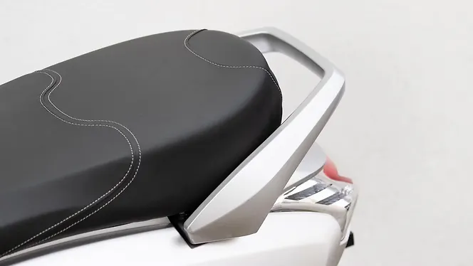 Bounce Infinity E1 Seat