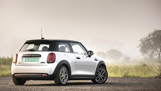 MINI Cooper SE Price - Images, Colours & Reviews - CarWale