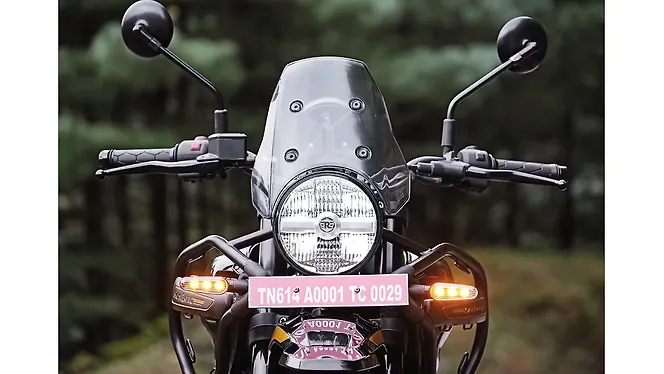 Royal Enfield Himalayan 452 Head Light