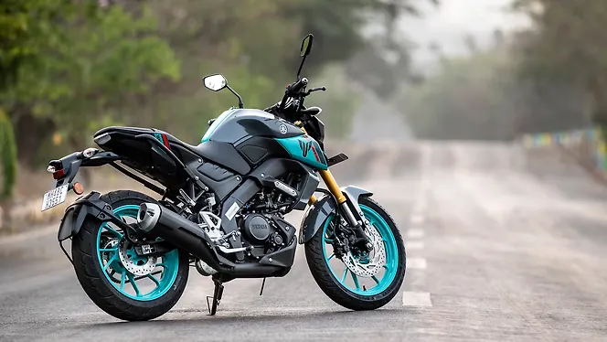 Yamaha mt 15 bike deals on road price