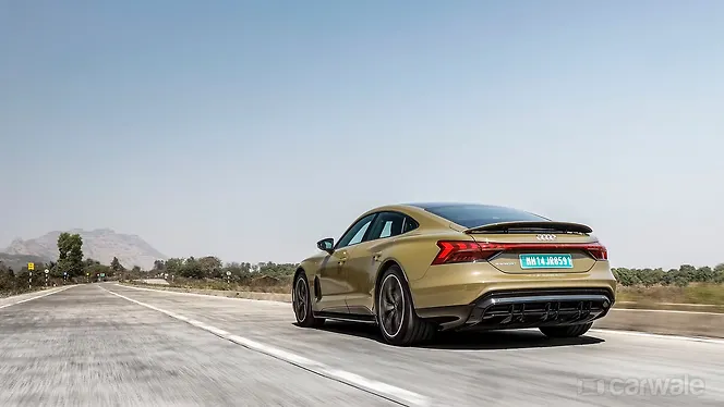 Audi e-tron GT Left Rear Three Quarter